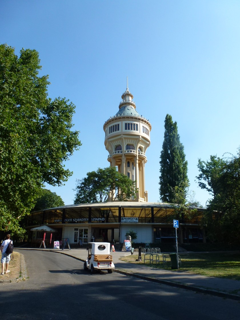 p1040050_31902242734_o