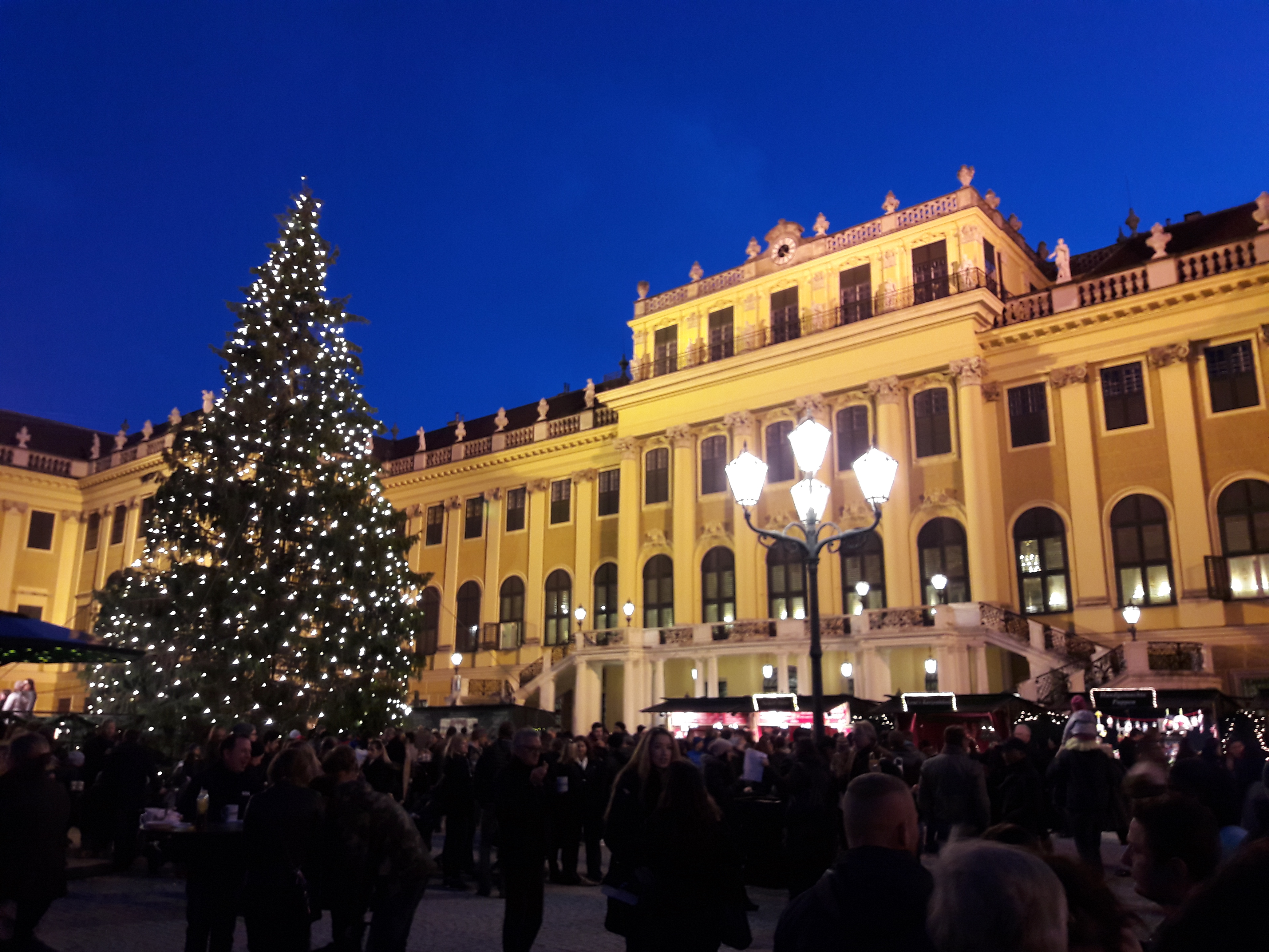 The most wonderful time of the year – Die schönsten Weihnachtsmärkte von Wien