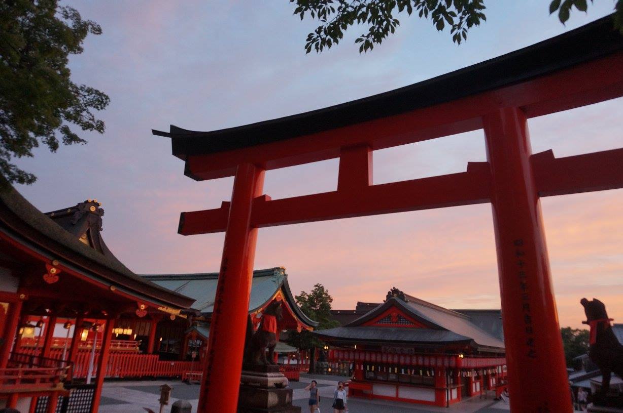 Fushimi Inari Taisha in Kyoto – 1000 Tori zum Erfolg