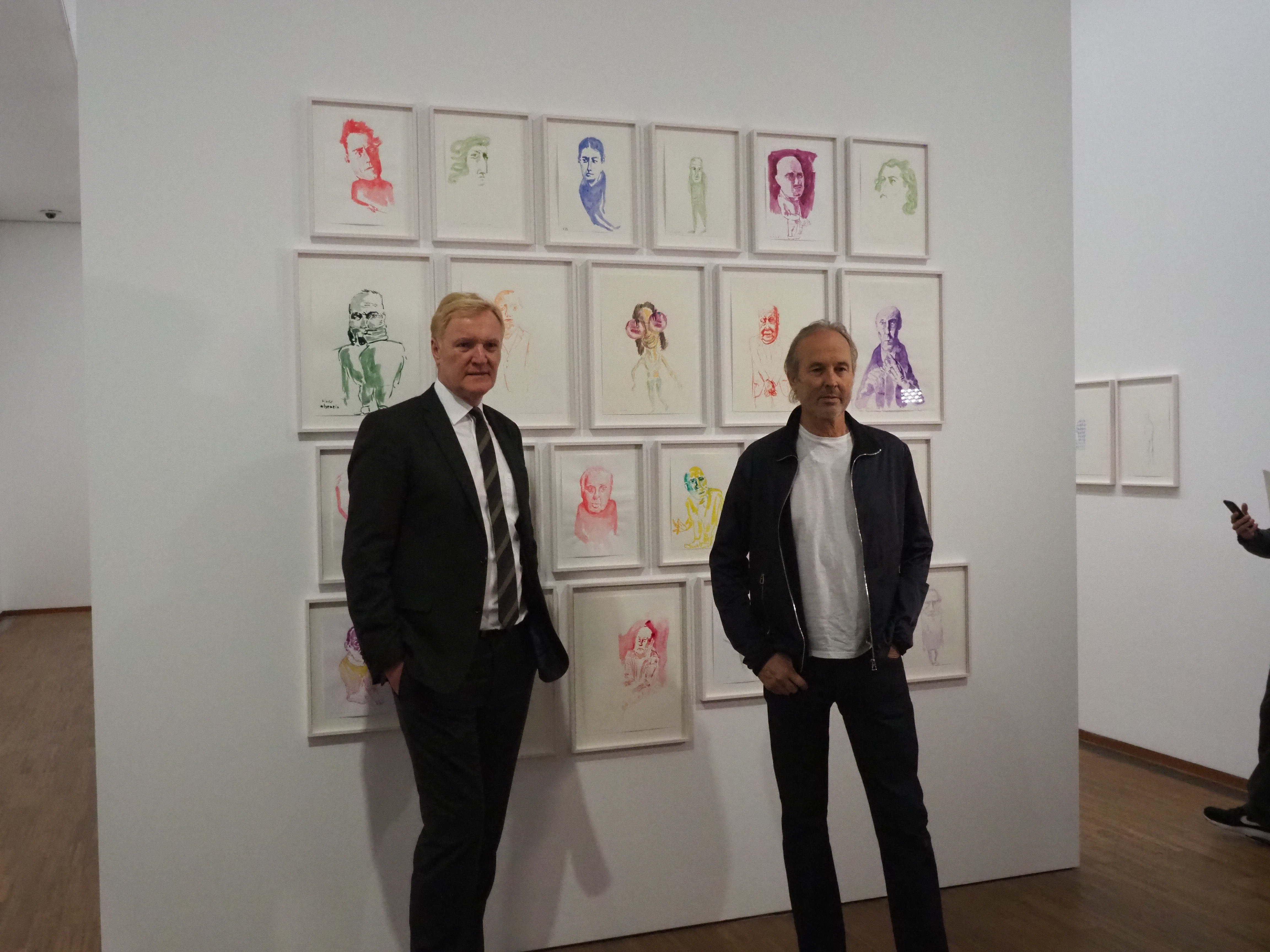 „Peace & Plenty“ – Erwin Wurm und seine Zeichnungen in der Wiener Albertina
