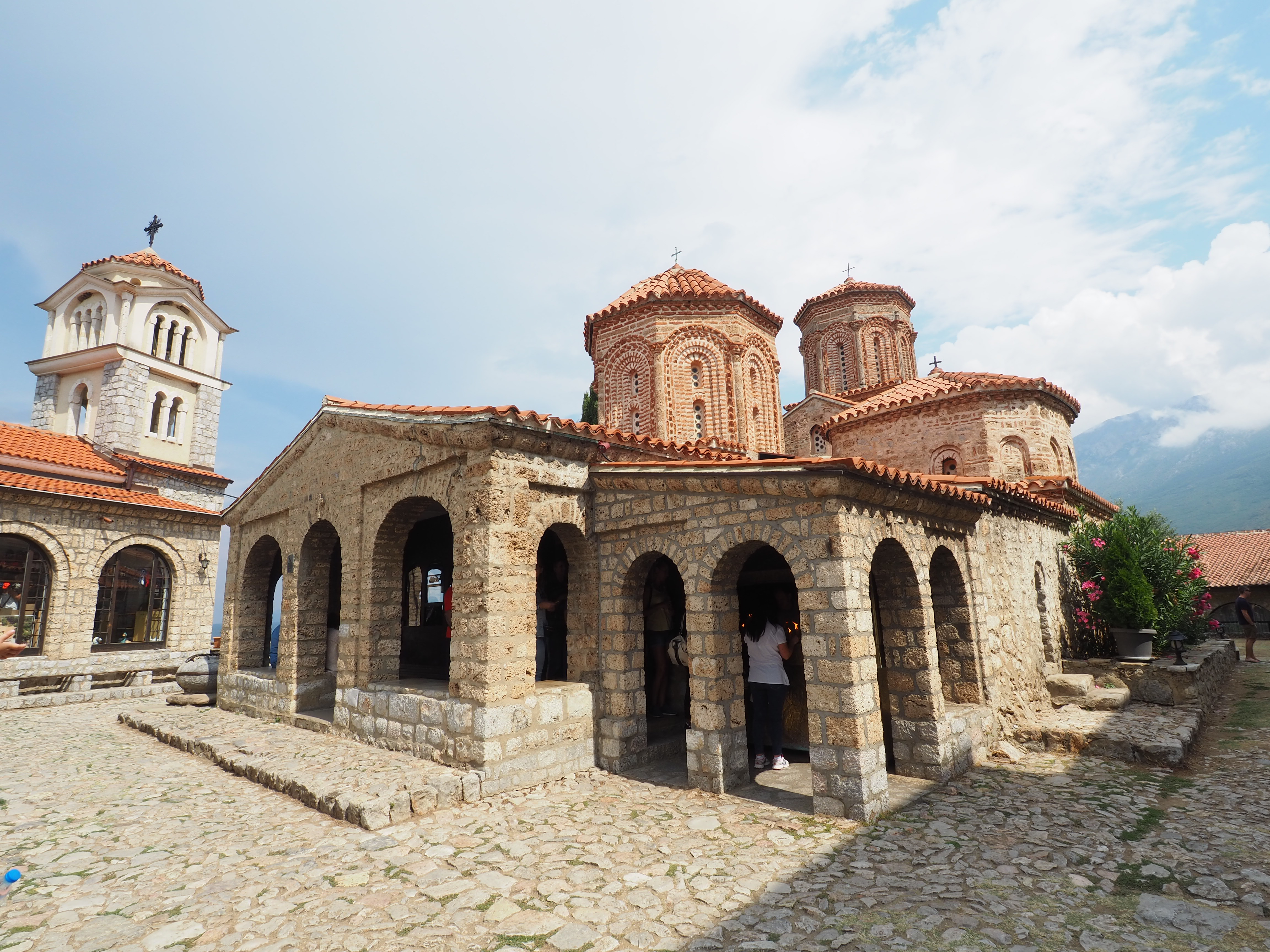 Sveti Naum – Das Kloster mit den Pfauen